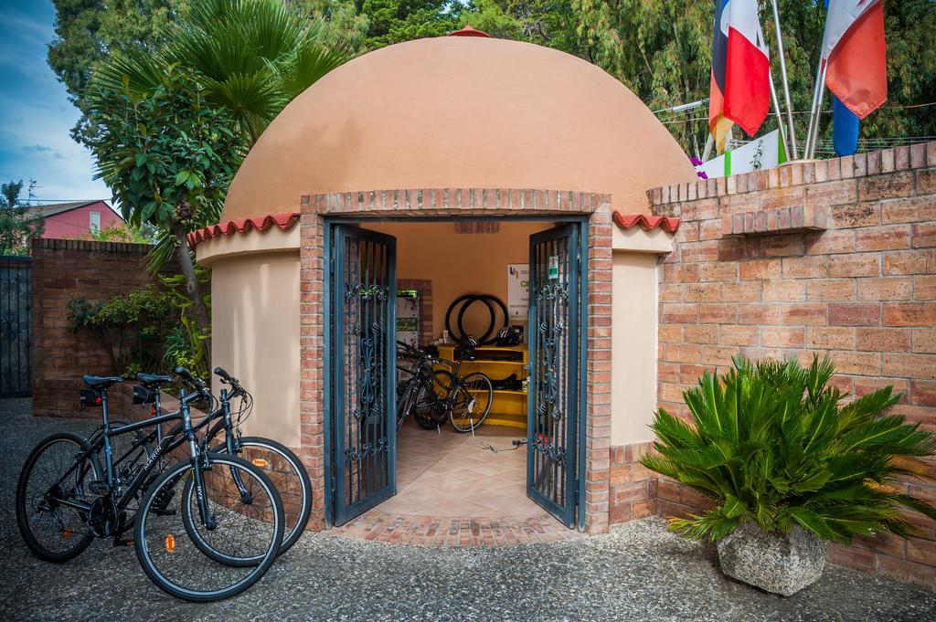 Hotel Bacco Ascea Exterior photo