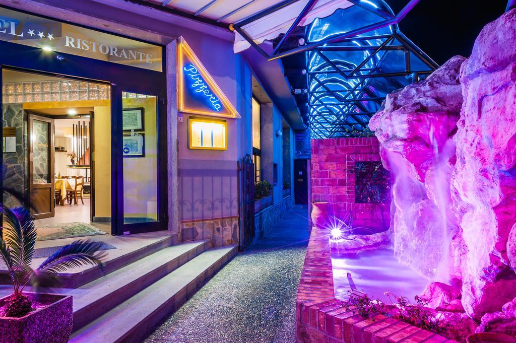Hotel Bacco Ascea Exterior photo